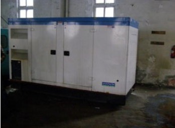 同仁康明斯150kw大型柴油二手发电机组